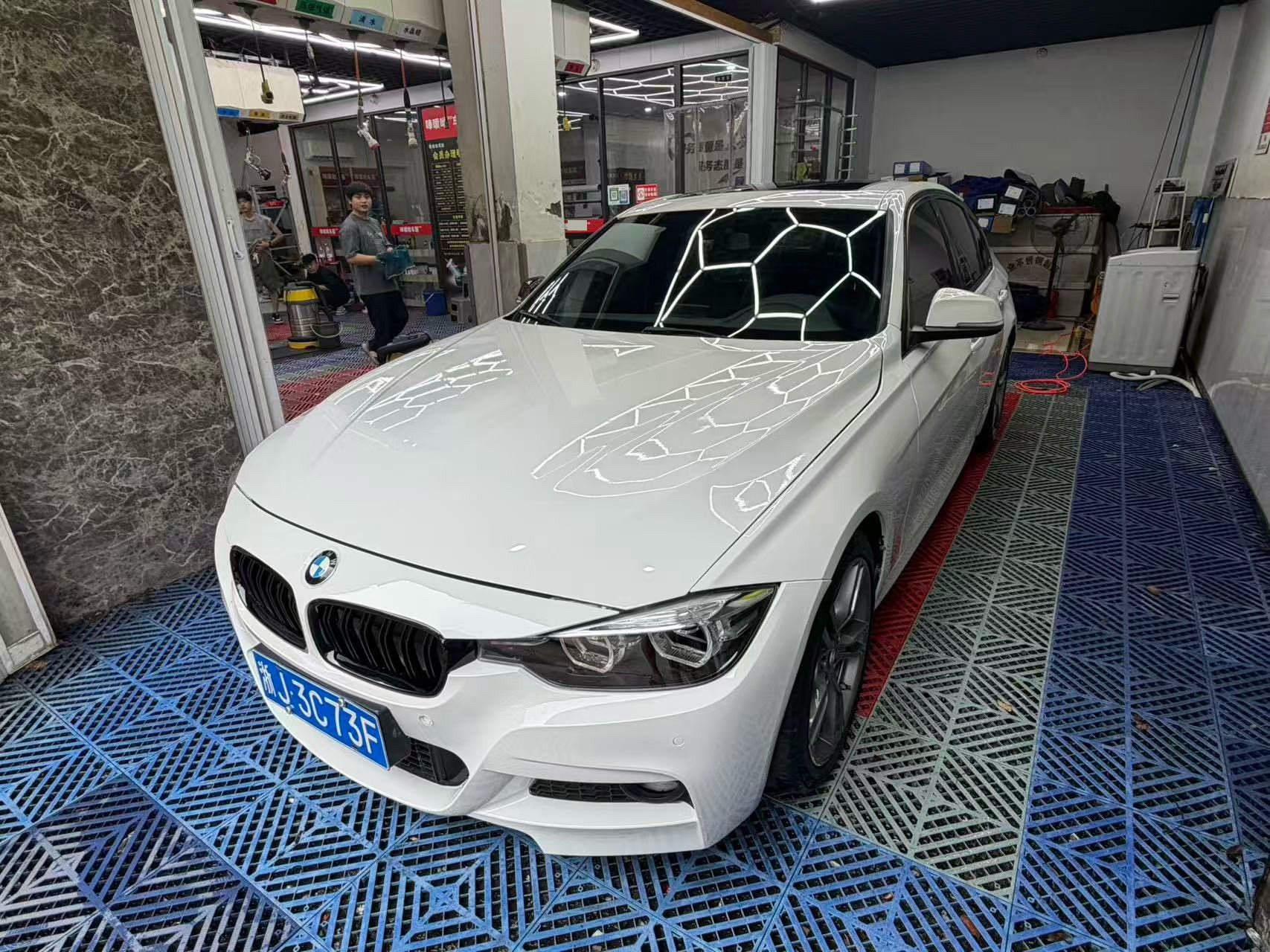 2018 immagine di auto 