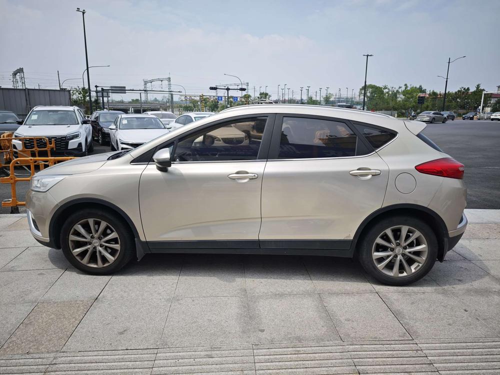 GEELY Emgrand GS 2017 #4 GEELY Emgrand GS 2017 car image #4
