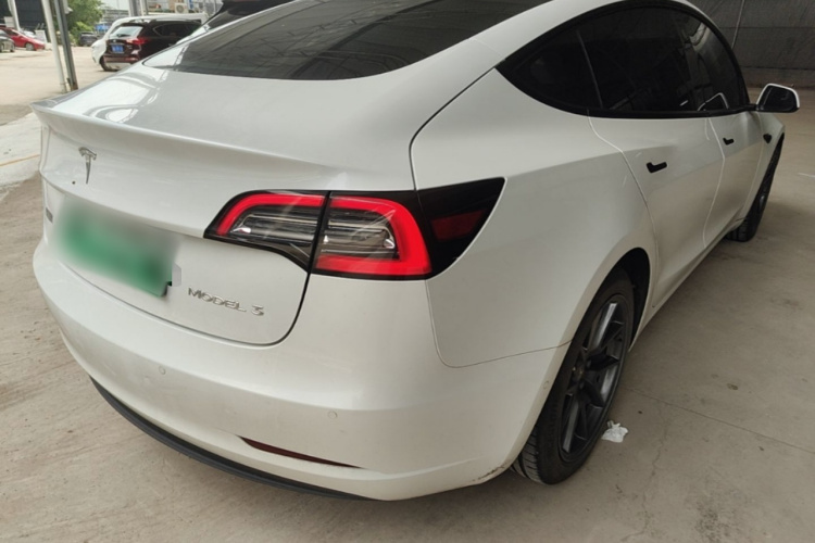 Tesla Model 3 2021 صورة سيارة #7