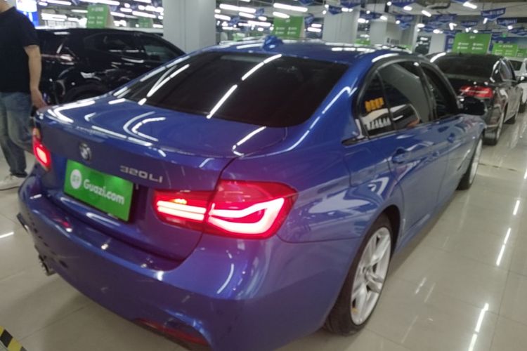 BMW 3 Series 2018 #7 BMW 3 Series 2018 car image #7