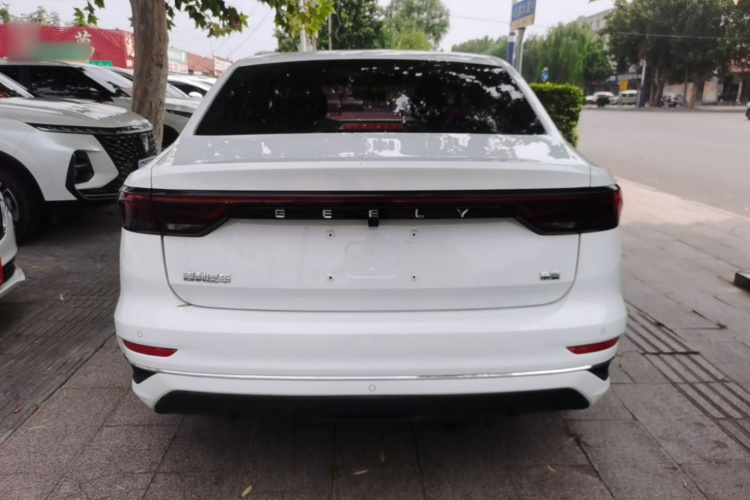 GEELY Emgrand 2022 #6 GEELY Emgrand 2022 immagine di auto #6
