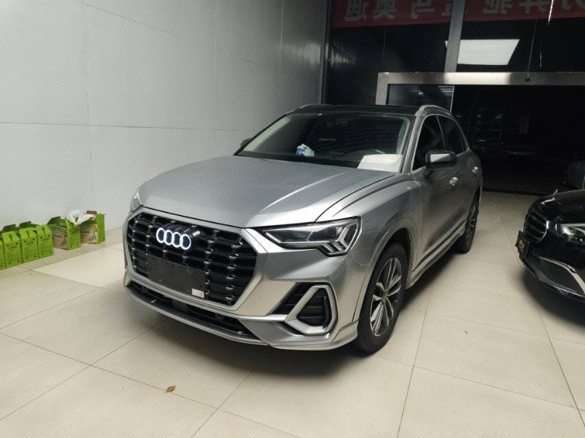 Audi Q3 2021 Audi Q3 2021 صورة سيارة
