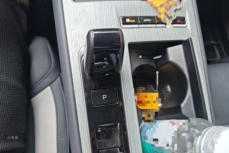 GEELY Boyue L 2025 car image #16