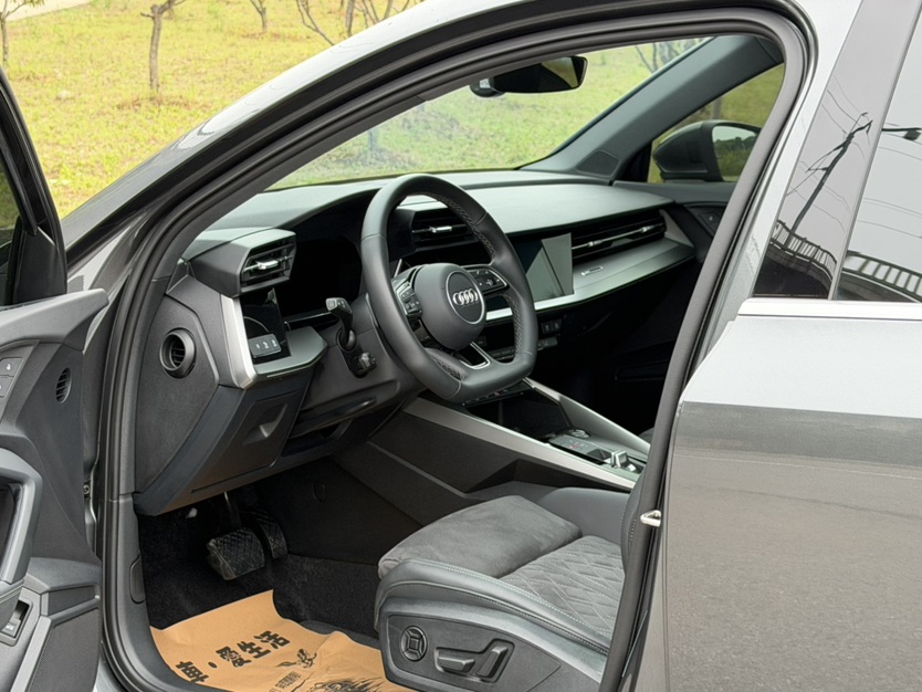 Audi A3 2024 car image #3