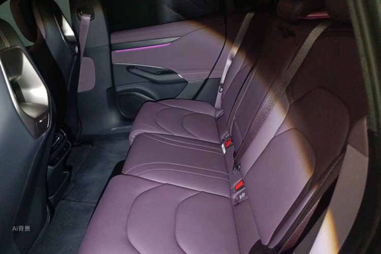 MI SU7 2025 car image #19