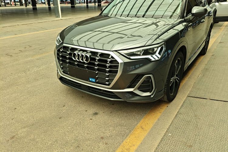 Audi Q3 2020 #23 Audi Q3 2020 car image #23