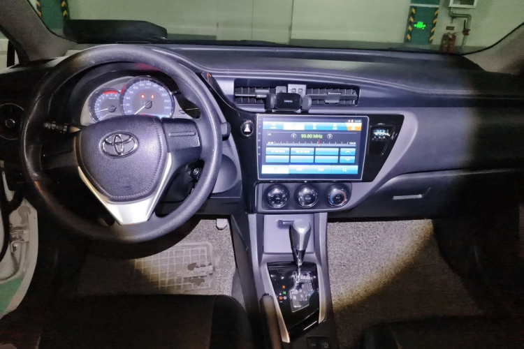 Toyota Corolla 2017 car image #7
