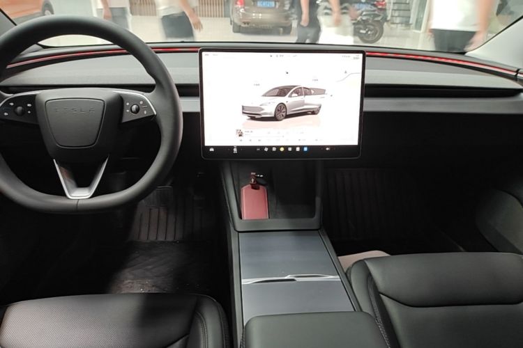 Tesla Model 3 2025 #13 Tesla Model 3 2025 car image #13