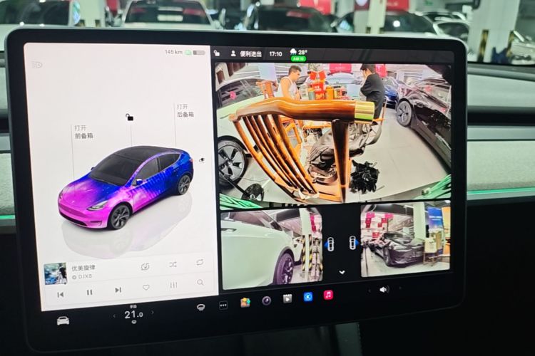 Tesla Model Y 2023 #13 Tesla Model Y 2023 immagine di auto #13