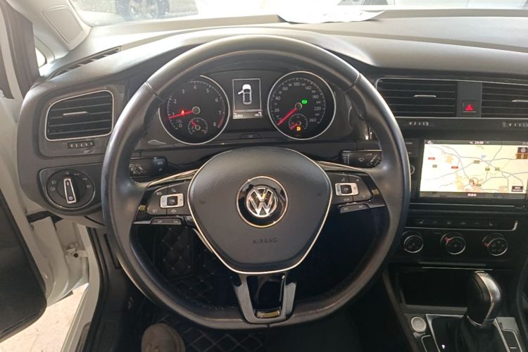 Volkswagen Golf 2019 #11 Volkswagen Golf 2019 car image #11