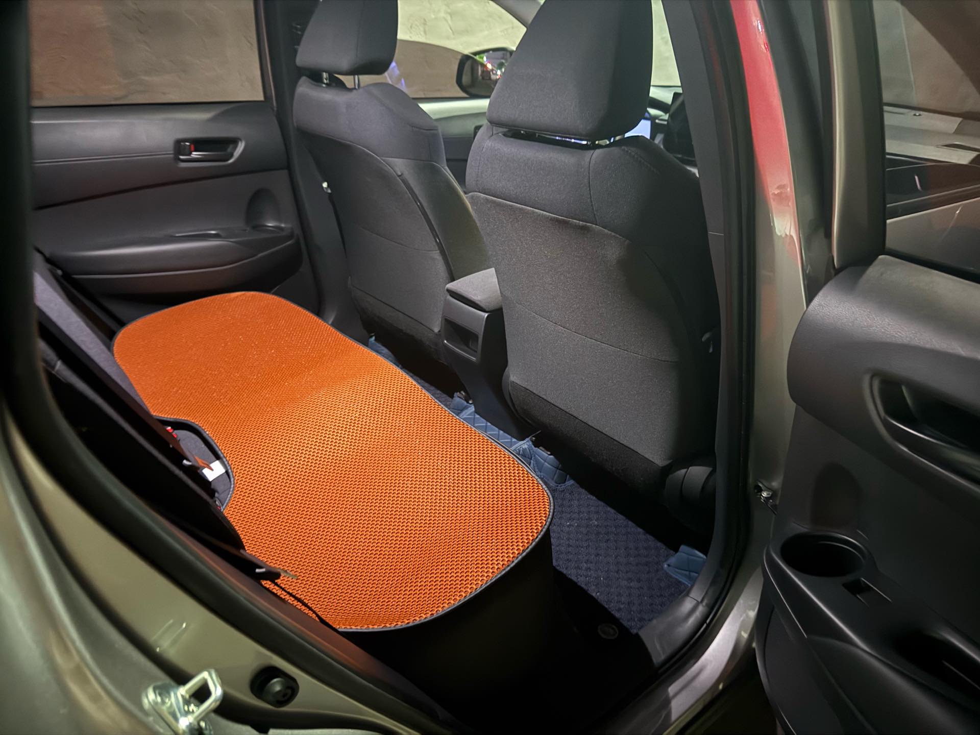 Toyota Corolla Cross 2024 immagine di auto #11