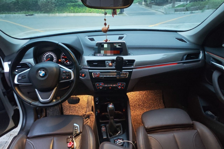 BMW X1 2018 #11 BMW X1 2018 car image #11