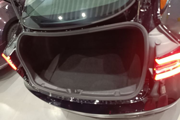 Tesla Model 3 2020 #19 Tesla Model 3 2020 car image #19