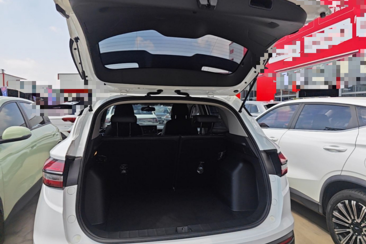 GEELY Coolray 2025 #21 GEELY Coolray 2025 car image #21