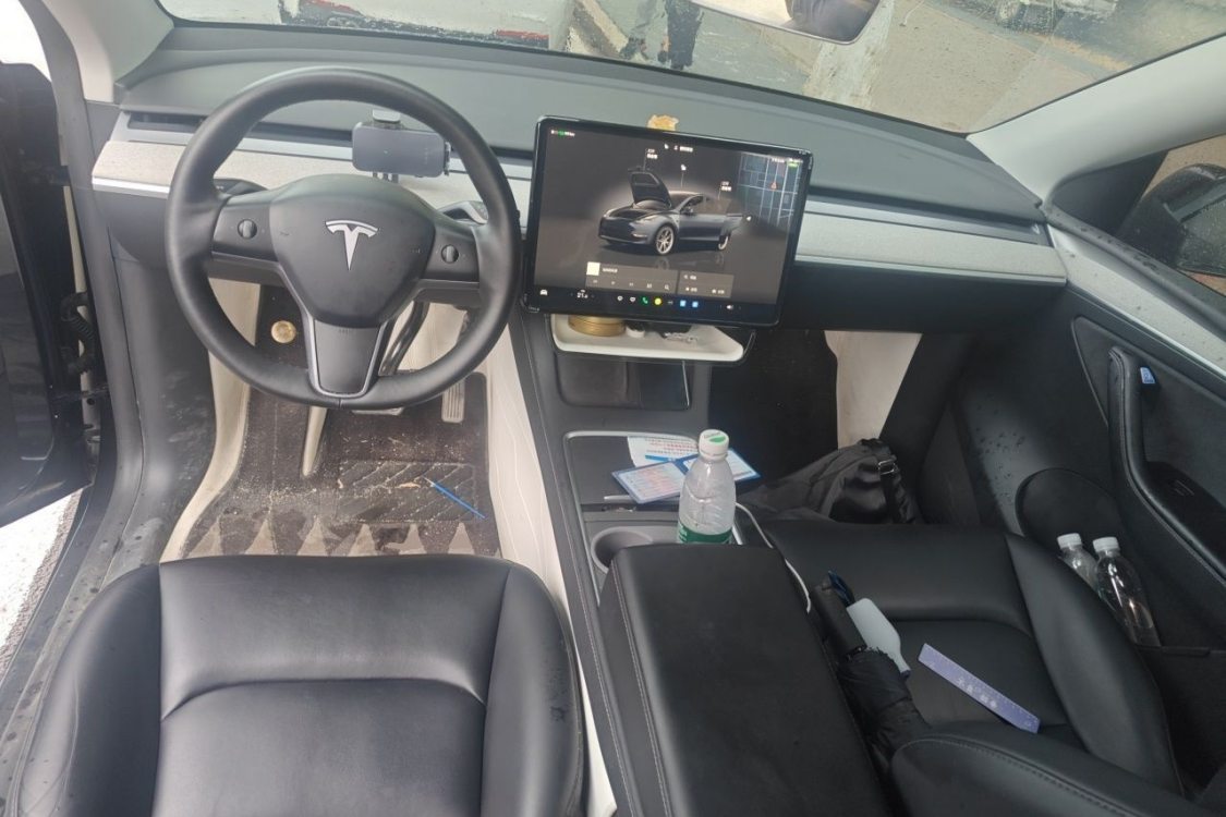Tesla Model Y 2024 #23 Tesla Model Y 2024 car image #23