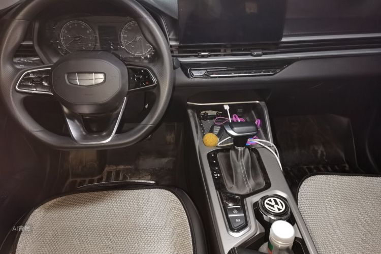 GEELY Emgrand 2025 car image #11