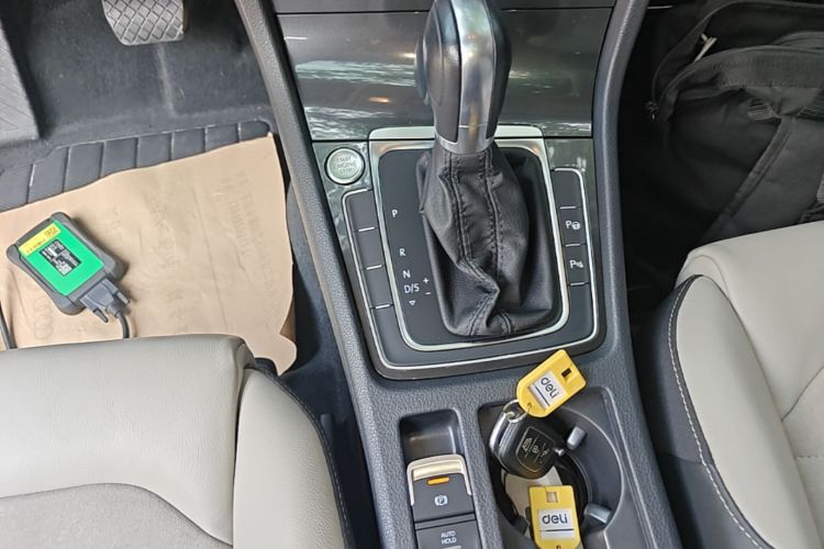 Volkswagen Golf 2017 #14 Volkswagen Golf 2017 car image #14
