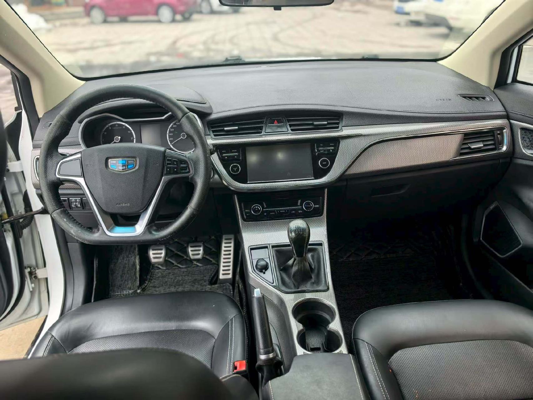 GEELY Emgrand GS 2017 car image #5