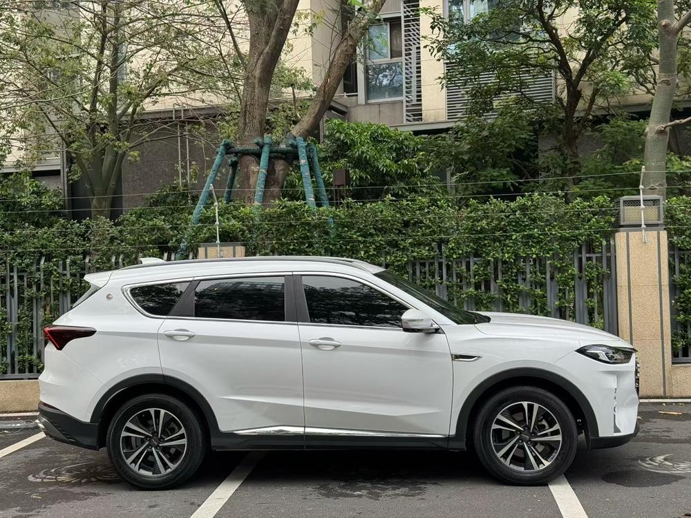 Jetour X70 PLUS 2022 car image #5