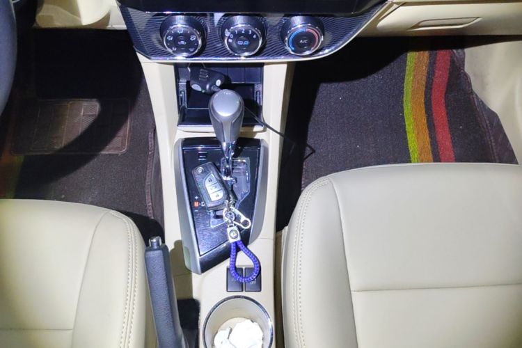 Toyota Corolla 2016 #14 Toyota Corolla 2016 immagine di auto #14
