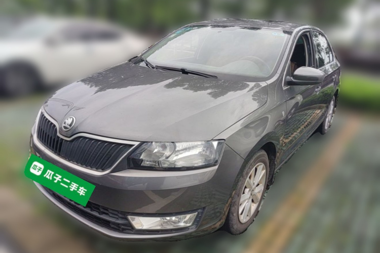 Skoda Rapid 2015 #2 Skoda Rapid 2015 car image #2