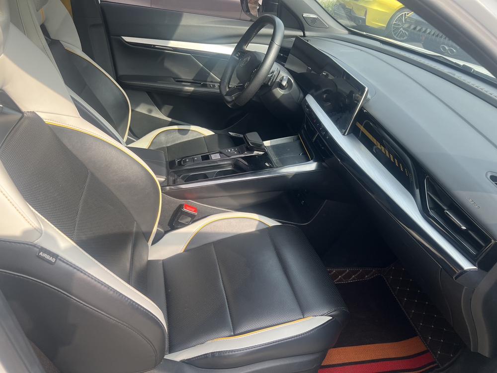 MG 5 Scorpio 2022 car image #7