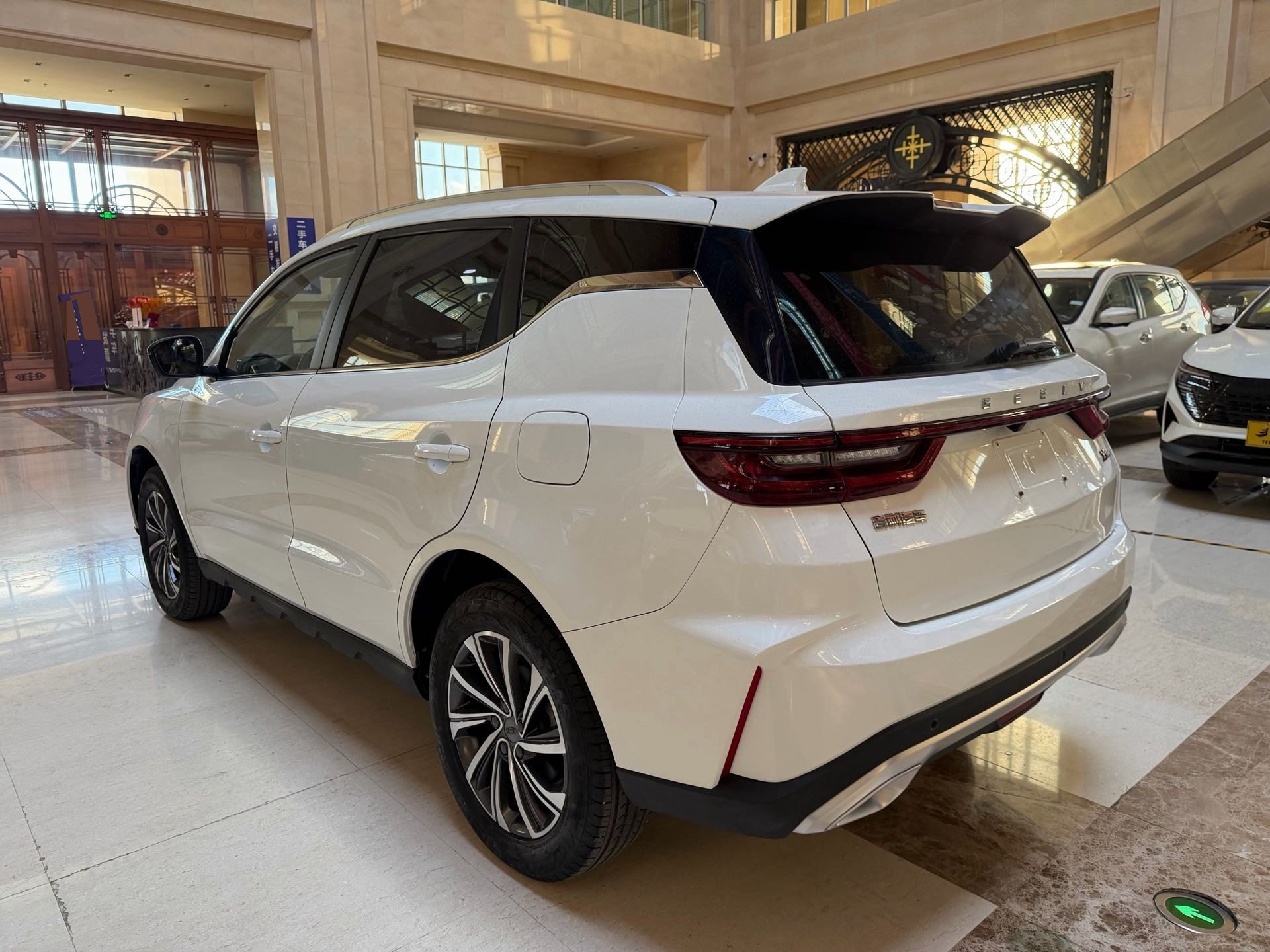 GEELY Vision X6 2022 #13 GEELY Vision X6 2022 car image #13