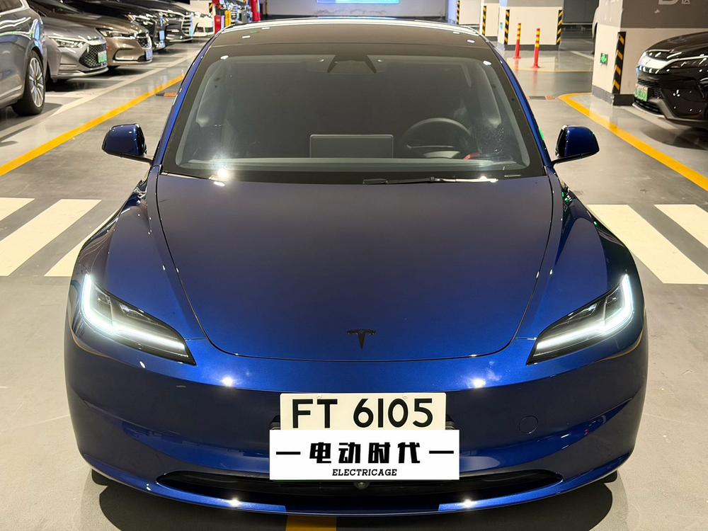 Tesla Model 3 2025 #2 Tesla Model 3 2025 car image #2