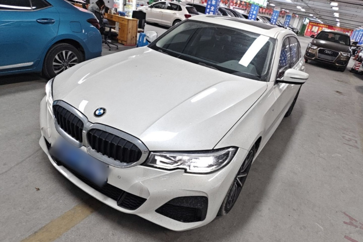 BMW 3 Series 2020 #2 BMW 3 Series 2020 car image #2