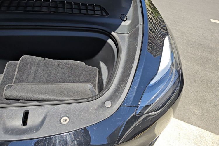 Tesla Model Y 2023 #25 Tesla Model Y 2023 car image #25