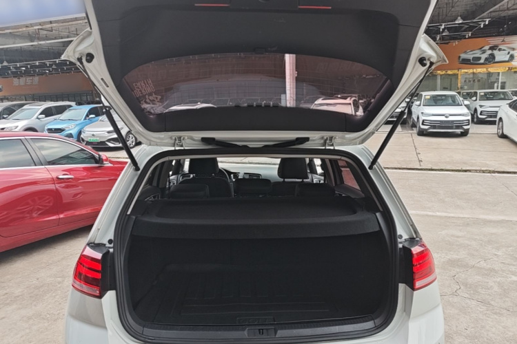 Volkswagen Golf 2018 #19 Volkswagen Golf 2018 car image #19