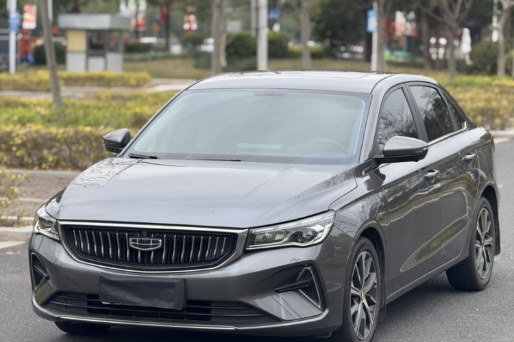 GEELY Emgrand 2022 car image #2
