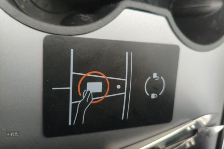 Tesla Model Y 2021 car image #10