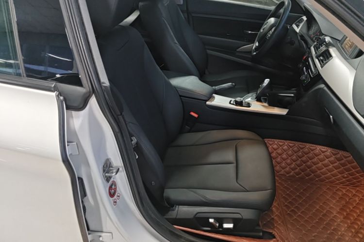 BMW 3 Series GT 2017 #27 BMW 3 Series GT 2017 car image #27