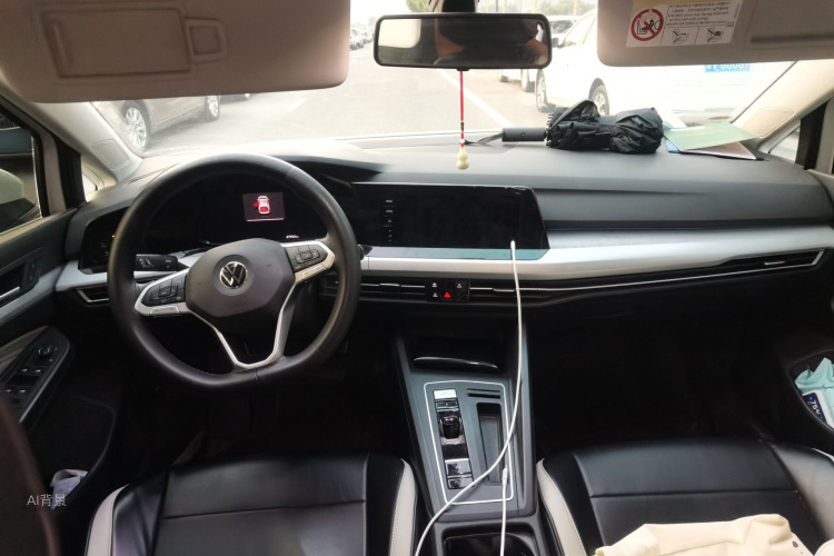Volkswagen Golf 2022 car image #11