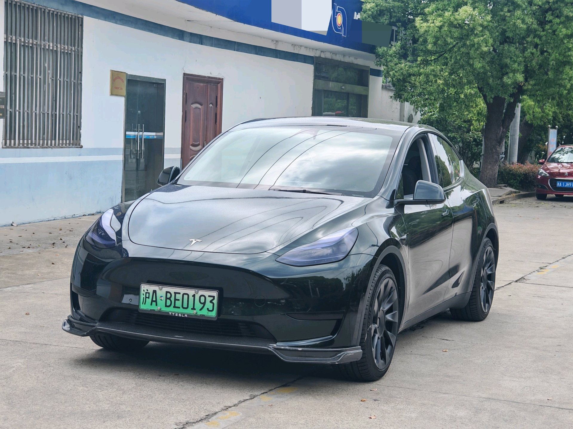 Tesla Model Y 2023 Tesla Model Y 2023 car image