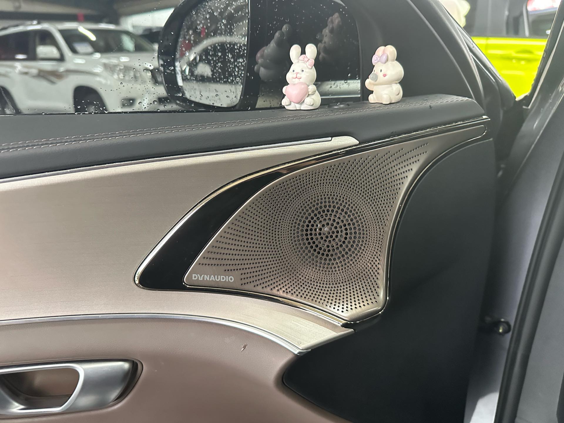 BYD Han 2023 car image #7