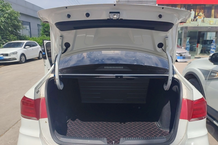 Volkswagen Santana 2019 #19 Volkswagen Santana 2019 car image #19