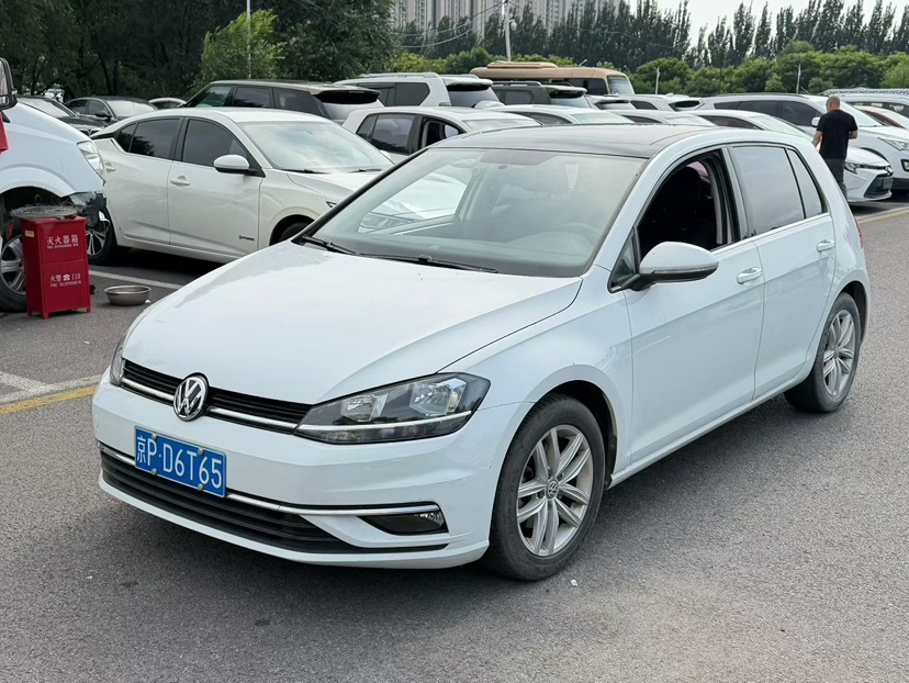 Volkswagen Golf 2018 Volkswagen Golf 2018 car image