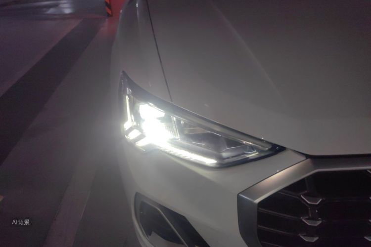 Audi Q3 2022 #8 Audi Q3 2022 car image #8