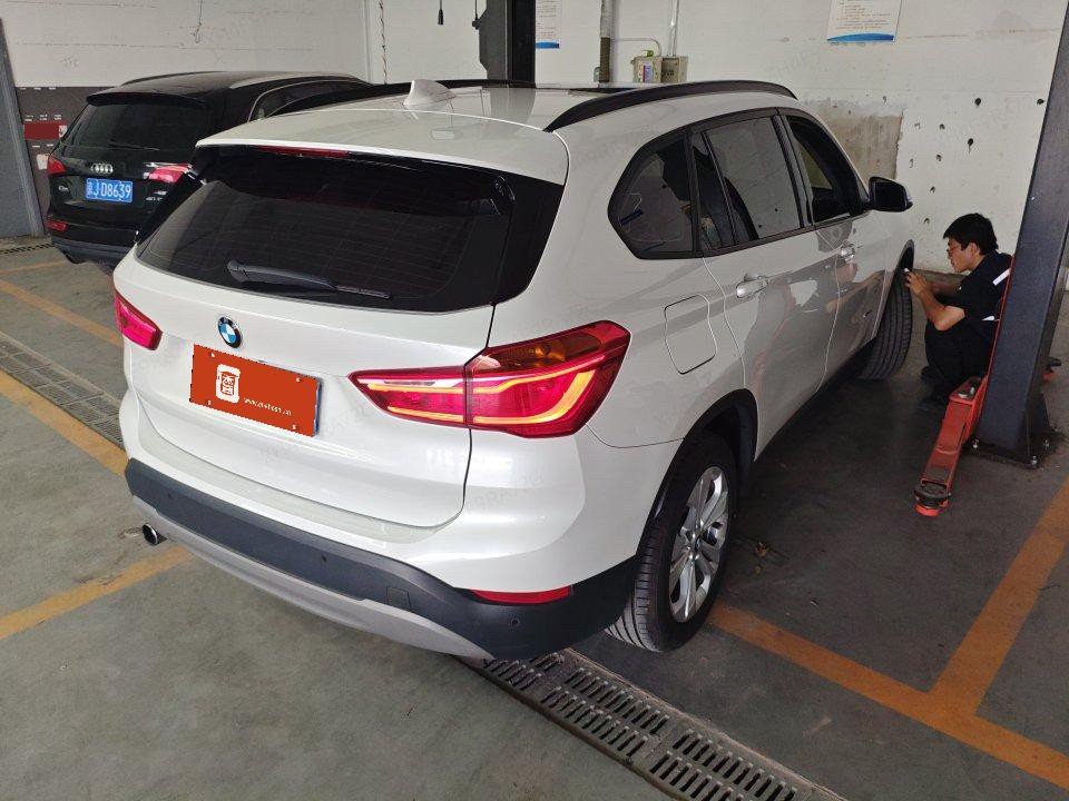 BMW X1 2017 #3 BMW X1 2017 car image #3