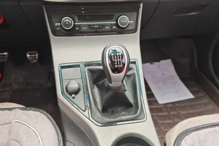 GEELY Emgrand GS 2017 #14 GEELY Emgrand GS 2017 car image #14