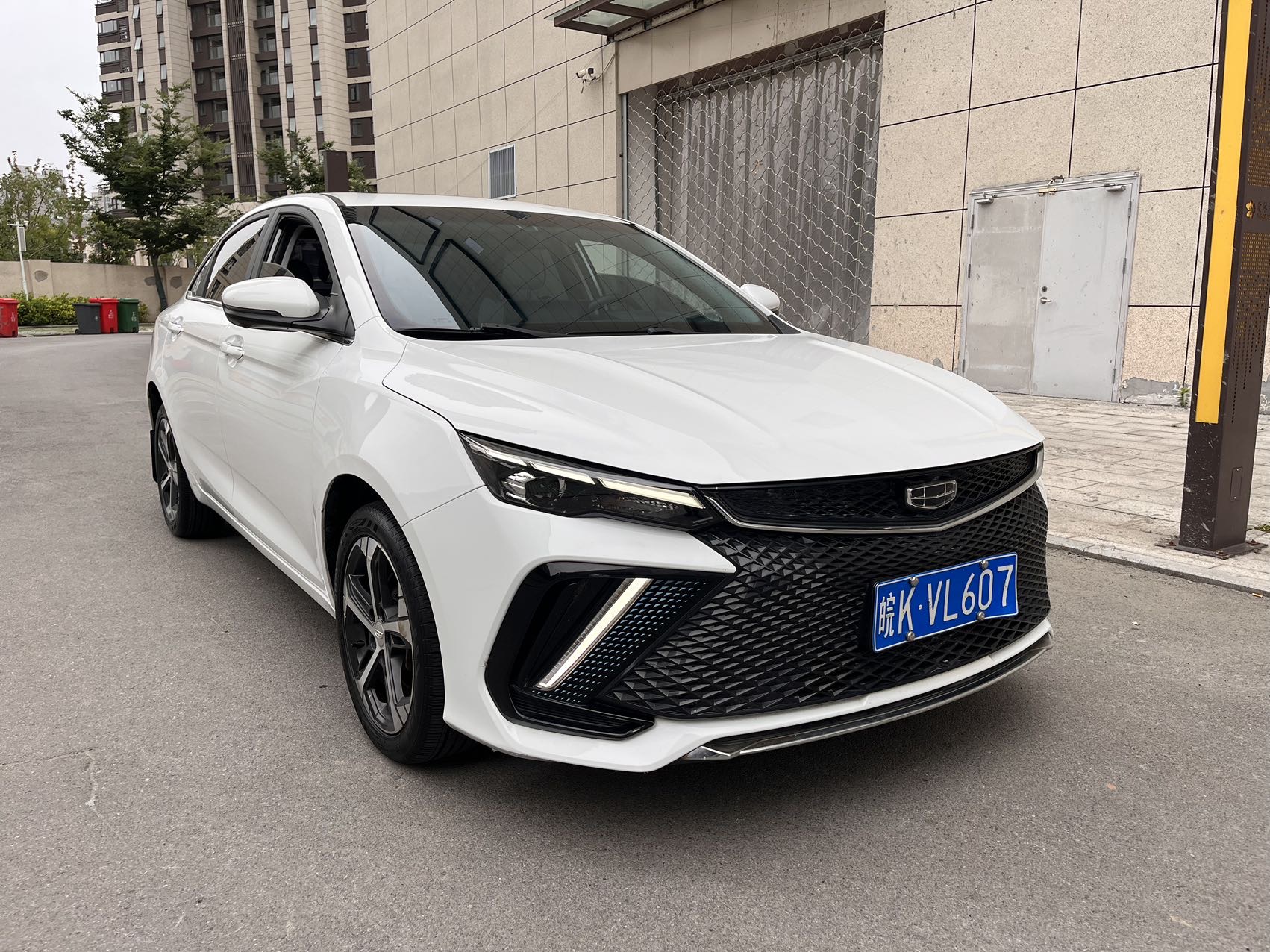 GEELY Emgrand L 2022 car image #3