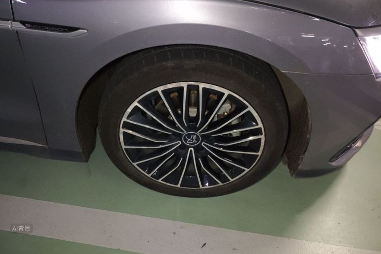 BYD Han 2023 car image #9