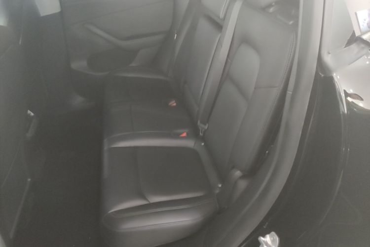 Tesla Model Y 2021 #17 Tesla Model Y 2021 car image #17