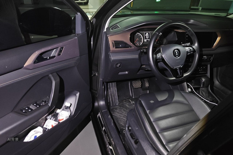 Volkswagen Tharu 2022 car image #18