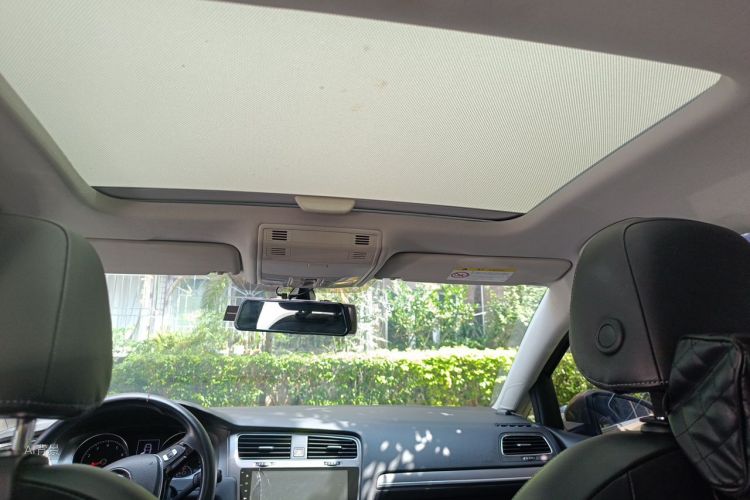 Volkswagen Golf 2015 car image #20