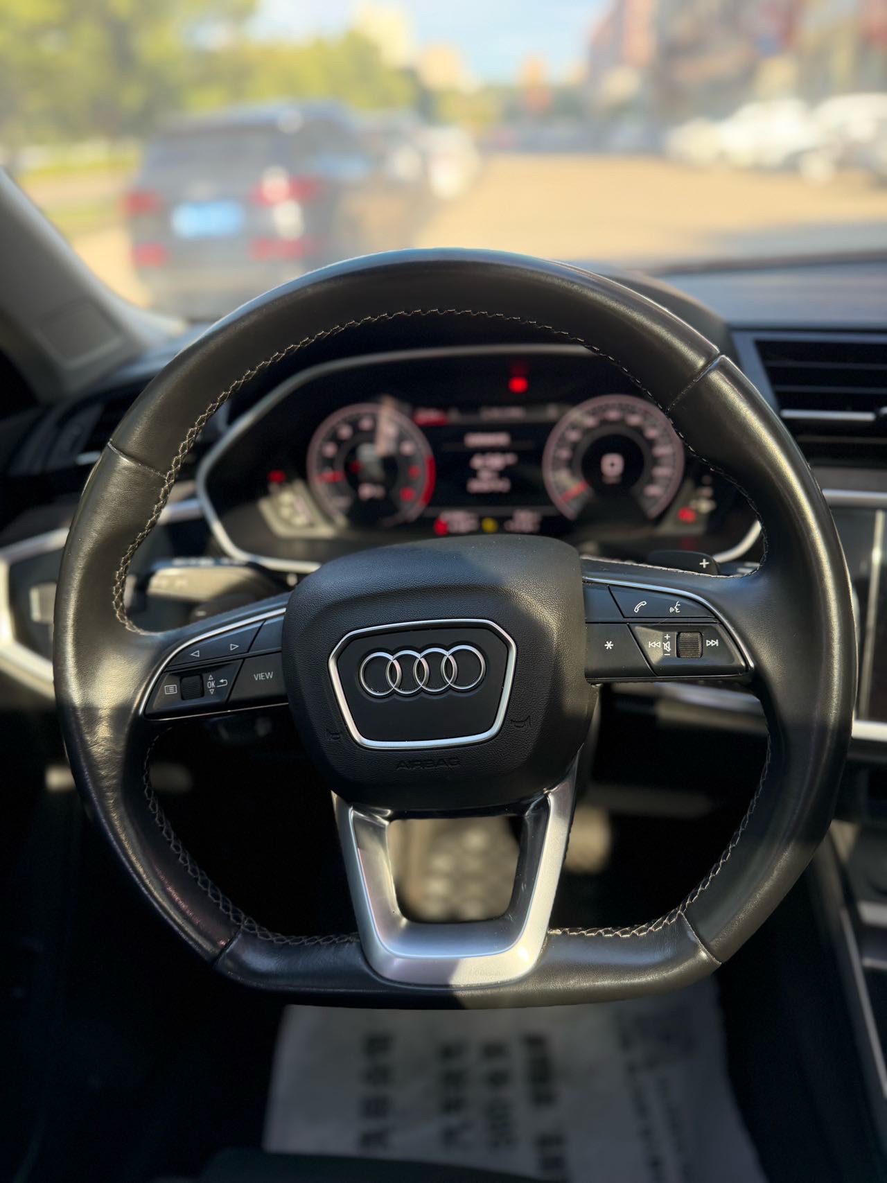 2022 car image #19
