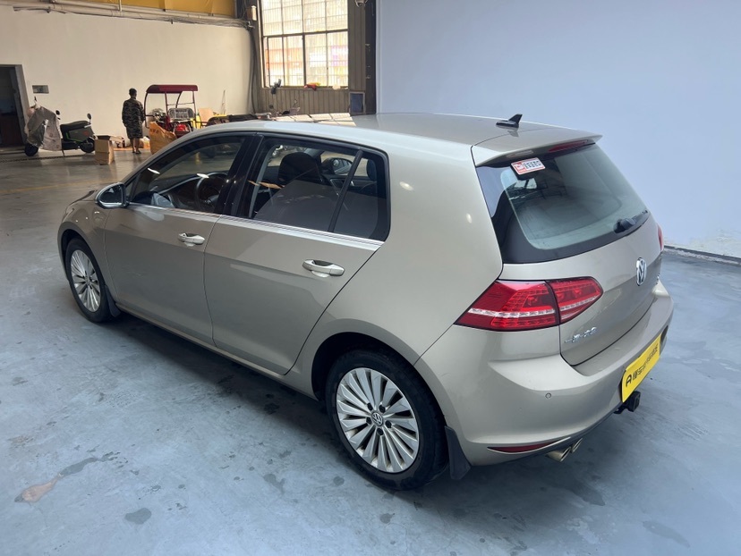 Volkswagen Golf 2015 صورة سيارة #9