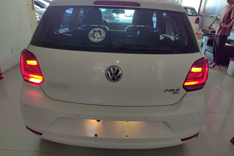 Volkswagen Polo 2019 car image #6